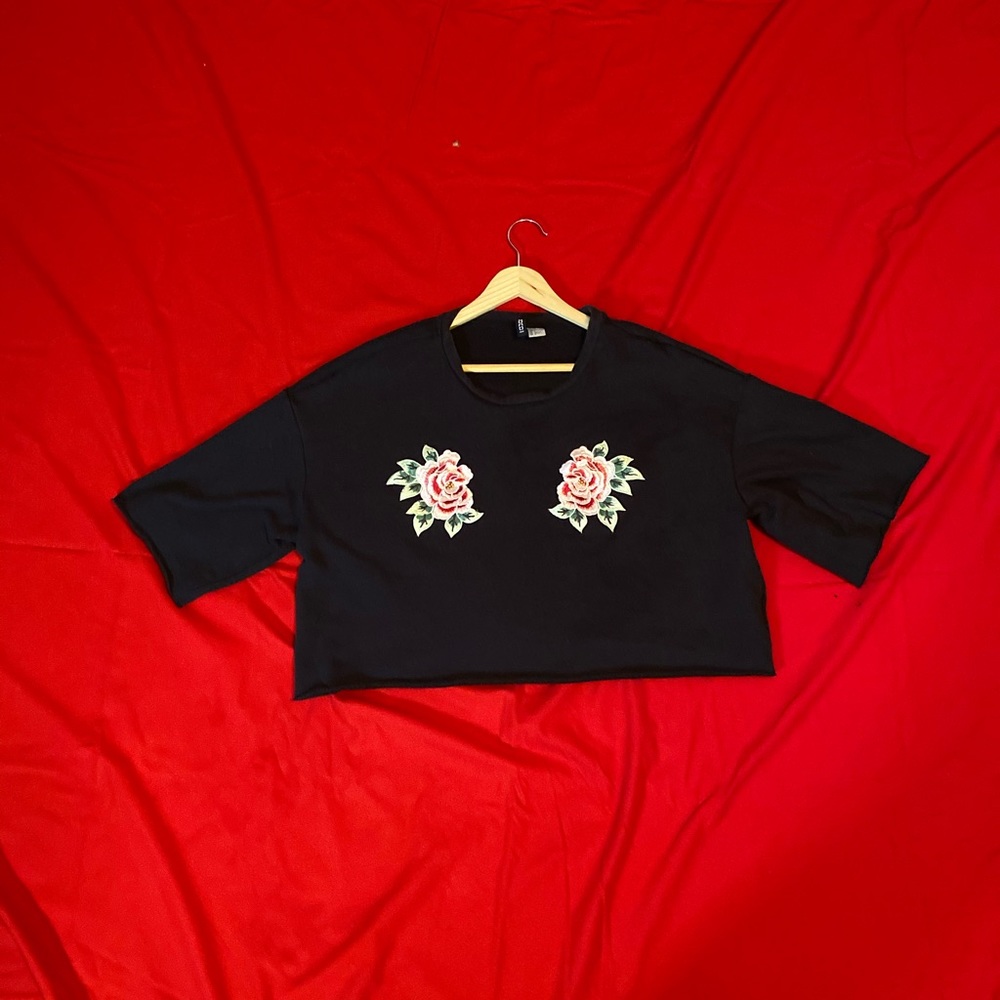 Oversized crop top